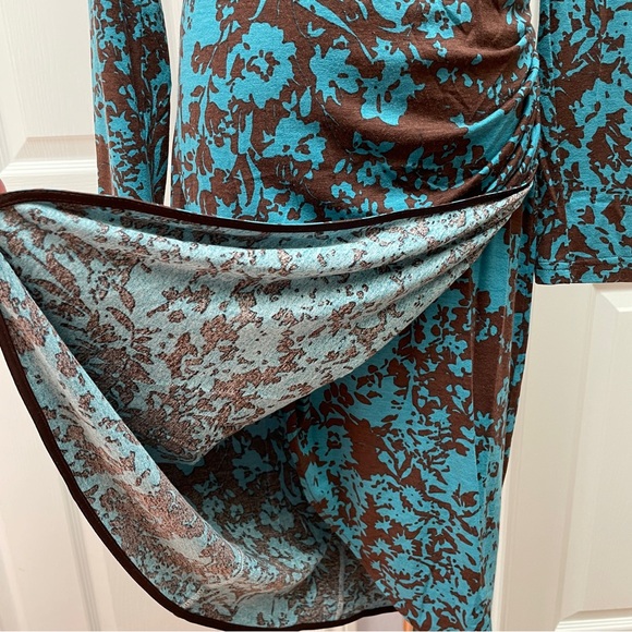 Louis Verdad Dress, Comes with brown wide leather belt, Small, Blue & Brown - Picture 10 of 16